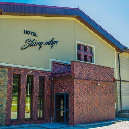 Hotel Stary Mlyn Świdnica Esterno foto
