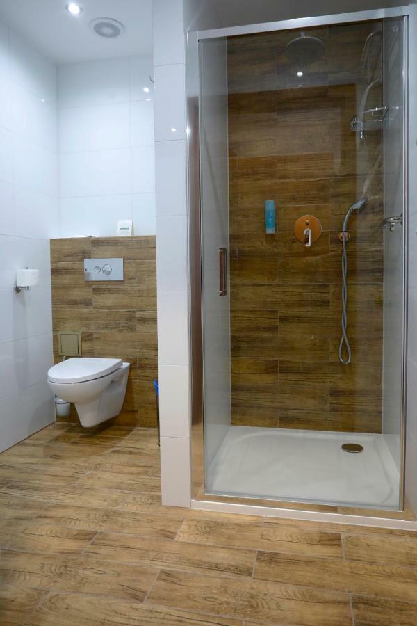 Hotel Stary Mlyn Świdnica Esterno foto