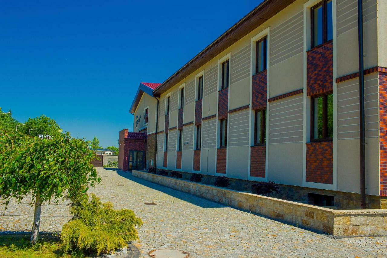 Hotel Stary Mlyn Świdnica Esterno foto