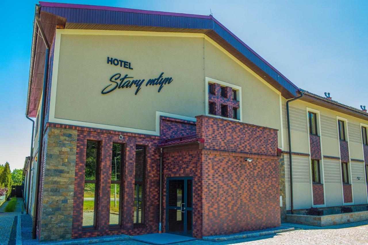 Hotel Stary Mlyn Świdnica Esterno foto